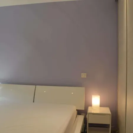 شقة T2 Climatise Avec Parking, 4 Couchages - Port Camargue - Fr-1-250-139