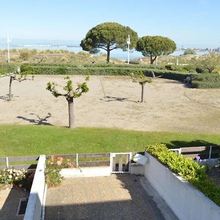 T2 Climatise Avec Parking, 4 Couchages - Port Camargue - Fr-1-250-139 Apartment *